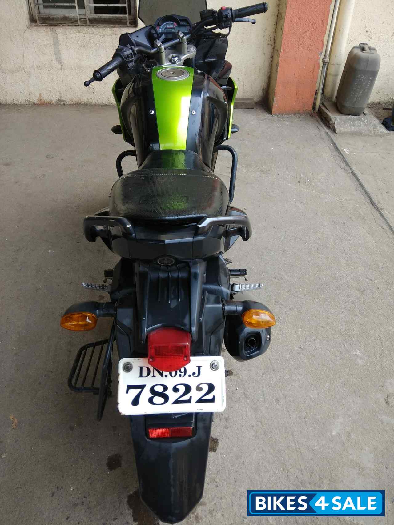 Cyber Green Yamaha Fazer