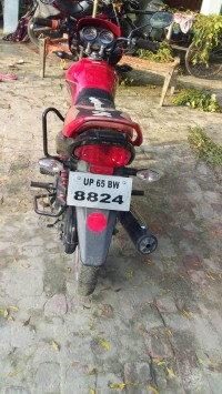 Red Honda Dream Yuga