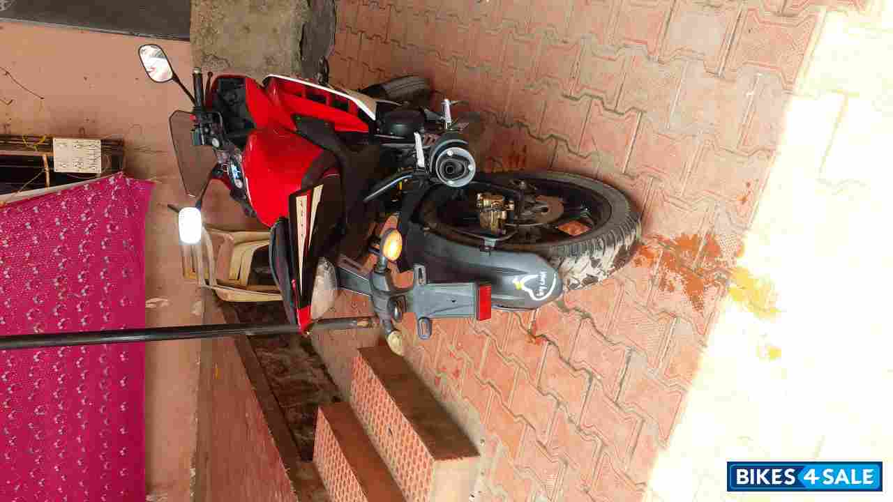 Red Yamaha YZF R15 V2