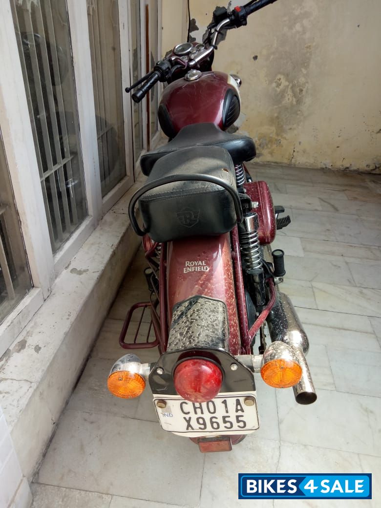 Maroon Red Royal Enfield Classic 350