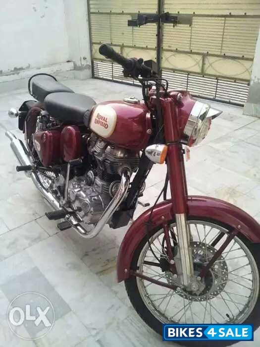 Maroon Red Royal Enfield Classic 350
