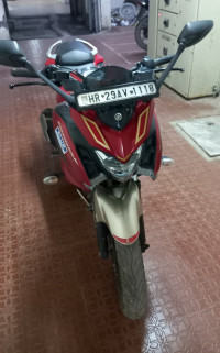 Red Yamaha FZ25