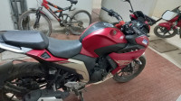 Red Yamaha FZ25