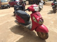 Red Suzuki Access 125