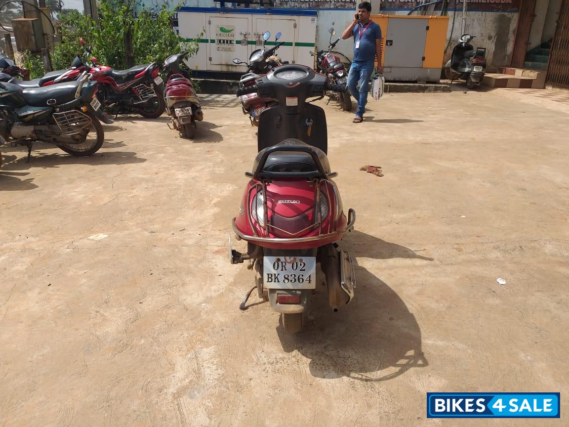 Red Suzuki Access 125