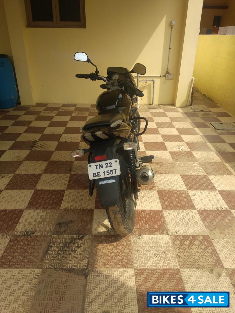 Black Bajaj Pulsar 200 DTSi