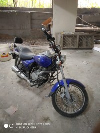 Bajaj Avenger Street 180