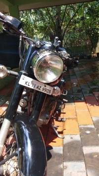 Royal Enfield Bullet Standard 500