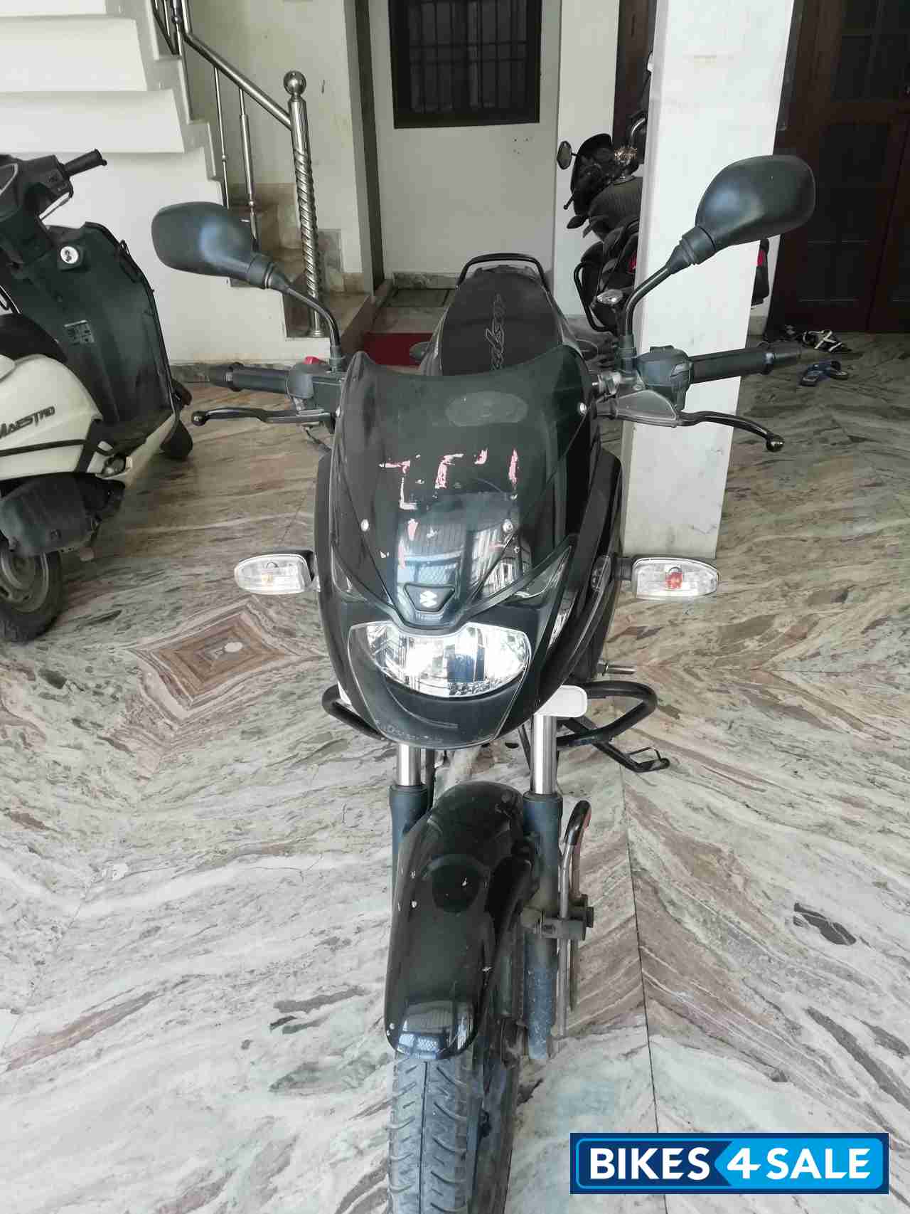 Black Bajaj Pulsar 150 DTSi