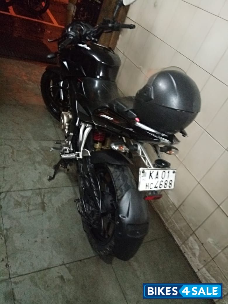 Bajaj Pulsar 200 NS