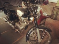 Royal Enfield Classic 500
