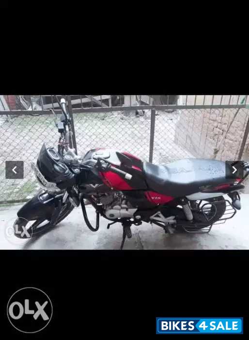 Bajaj V15