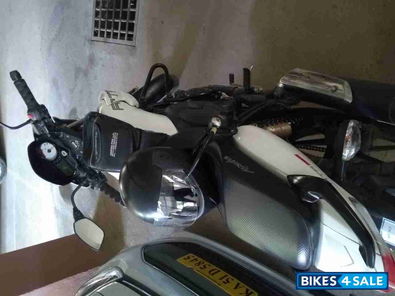 TVS Apache RTR 180 ABS