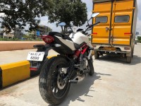 White Benelli TNT 300