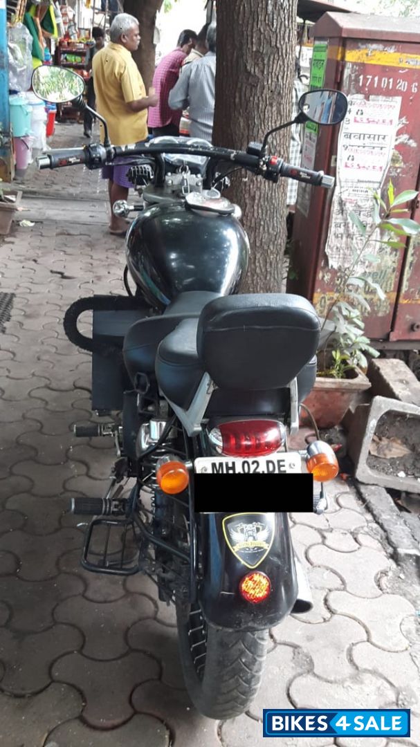 Black Royal Enfield Thunderbird TwinSpark 350