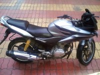 Black-grey Honda CBF Stunner