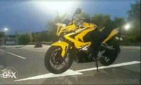 Bajaj Pulsar RS 200 ABS