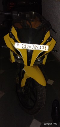 Bajaj Pulsar RS 200 2015 Model