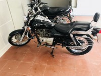 Bajaj Avenger 200 DTS-i