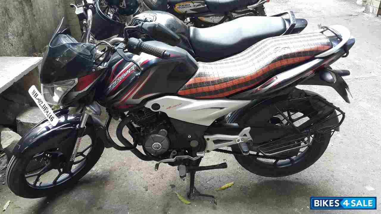 Bajaj Discover 125 ST