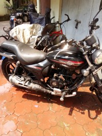 Bajaj Avenger Street 220