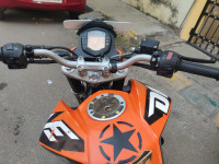 Orange KTM Duke 200
