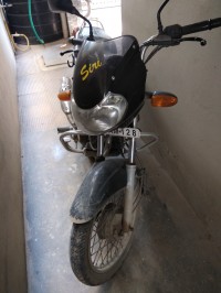 Black Bajaj Discover DTSi 125