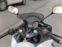 White-blue Special Edition Yamaha YZF R15 V2