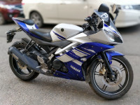White-blue Special Edition Yamaha YZF R15 V2