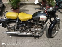 Royal Enfield Classic 500