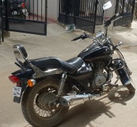 Bajaj Avenger 220 DTS-i