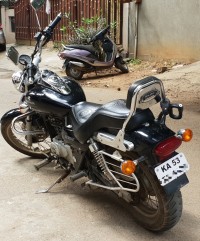 Bajaj Avenger 220 DTS-i