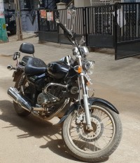 Bajaj Avenger 220 DTS-i