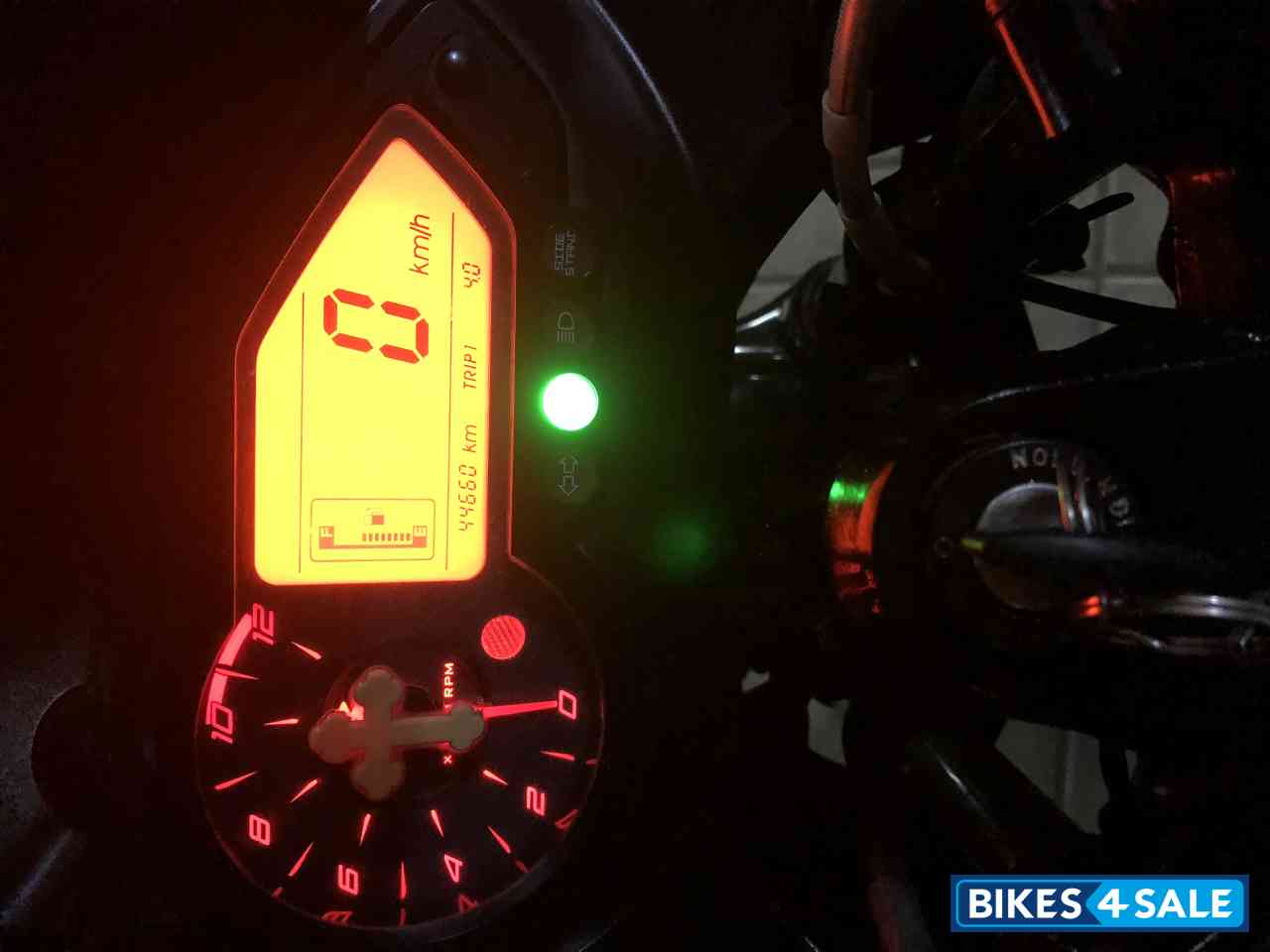 Bajaj Pulsar 200 DTSi