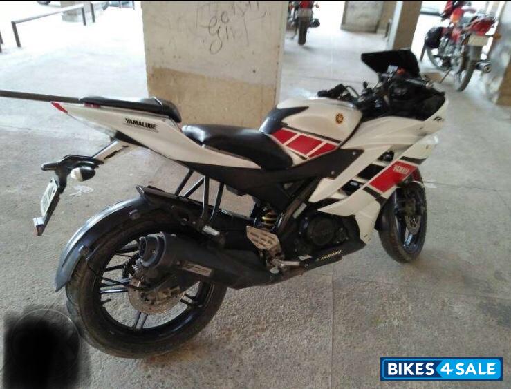 Yamaha YZF R15 V2