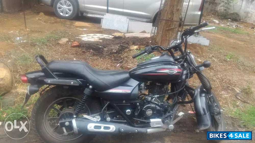 Bajaj Avenger Street 220