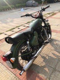 Olive Green Royal Enfield Classic 500