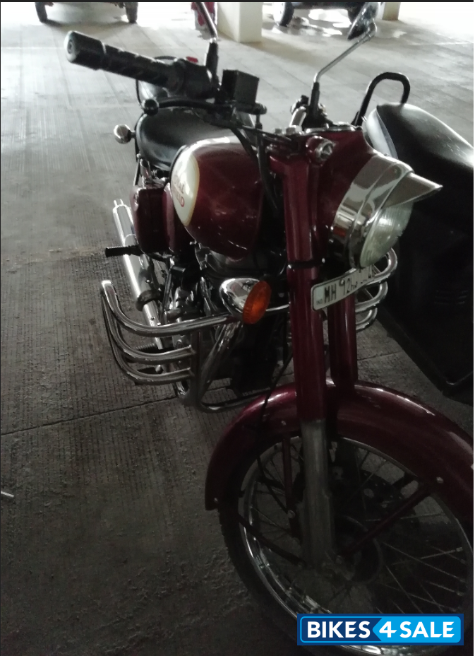 Maroon Royal Enfield Classic 350