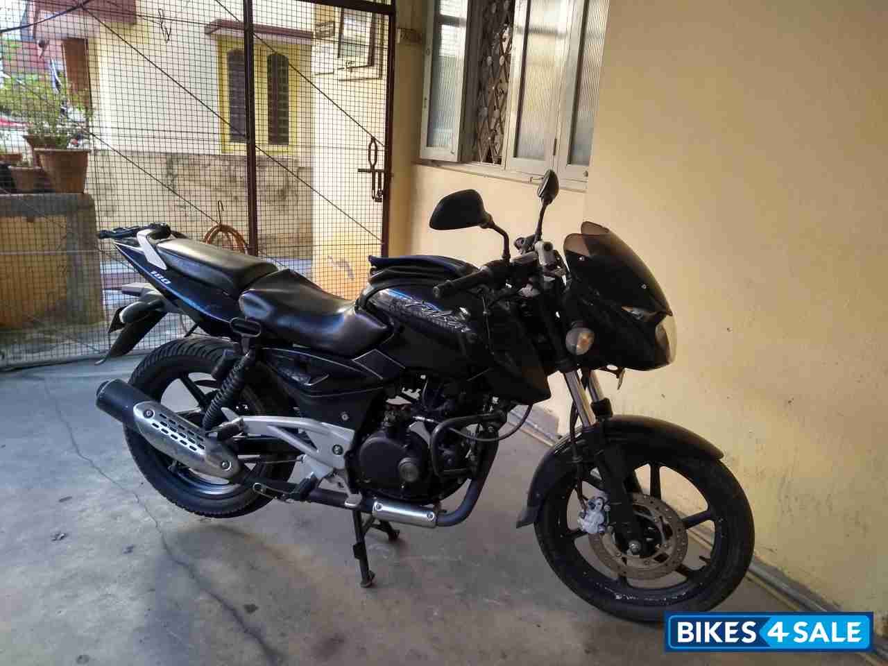 Bajaj Pulsar 180 DTSi Bajaj Pulsar 180 DTSi