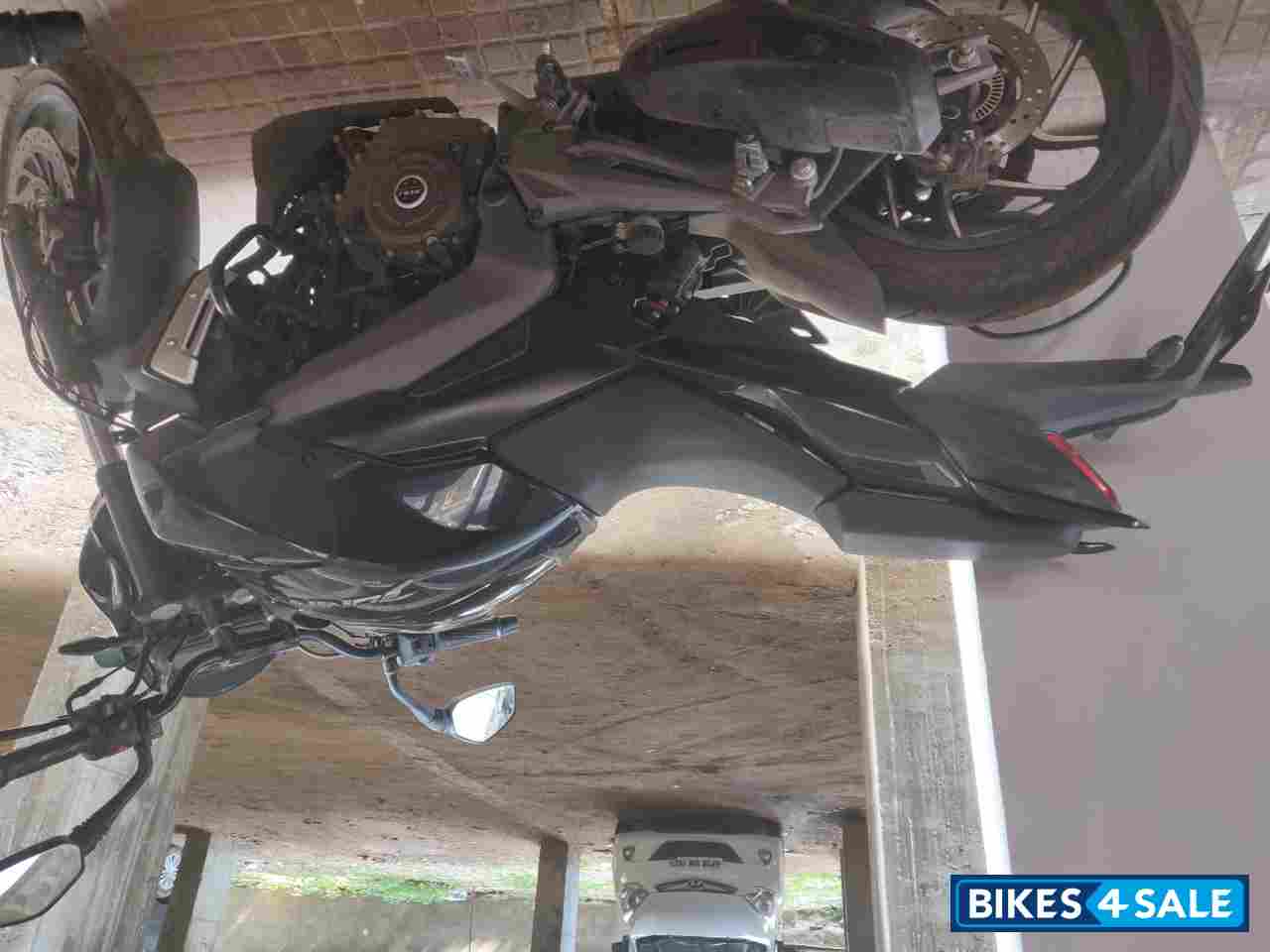 Bajaj Dominar 400 Disc