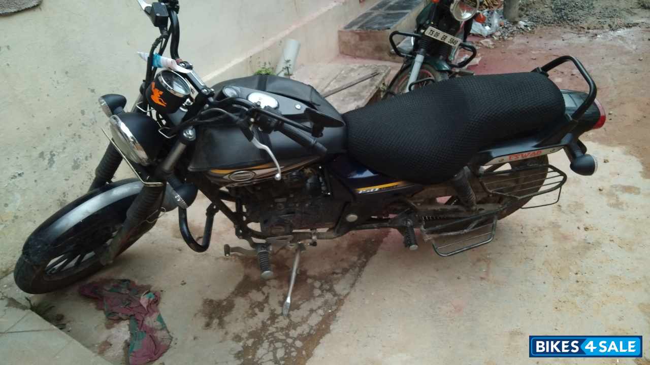 Bajaj Avenger Street 150