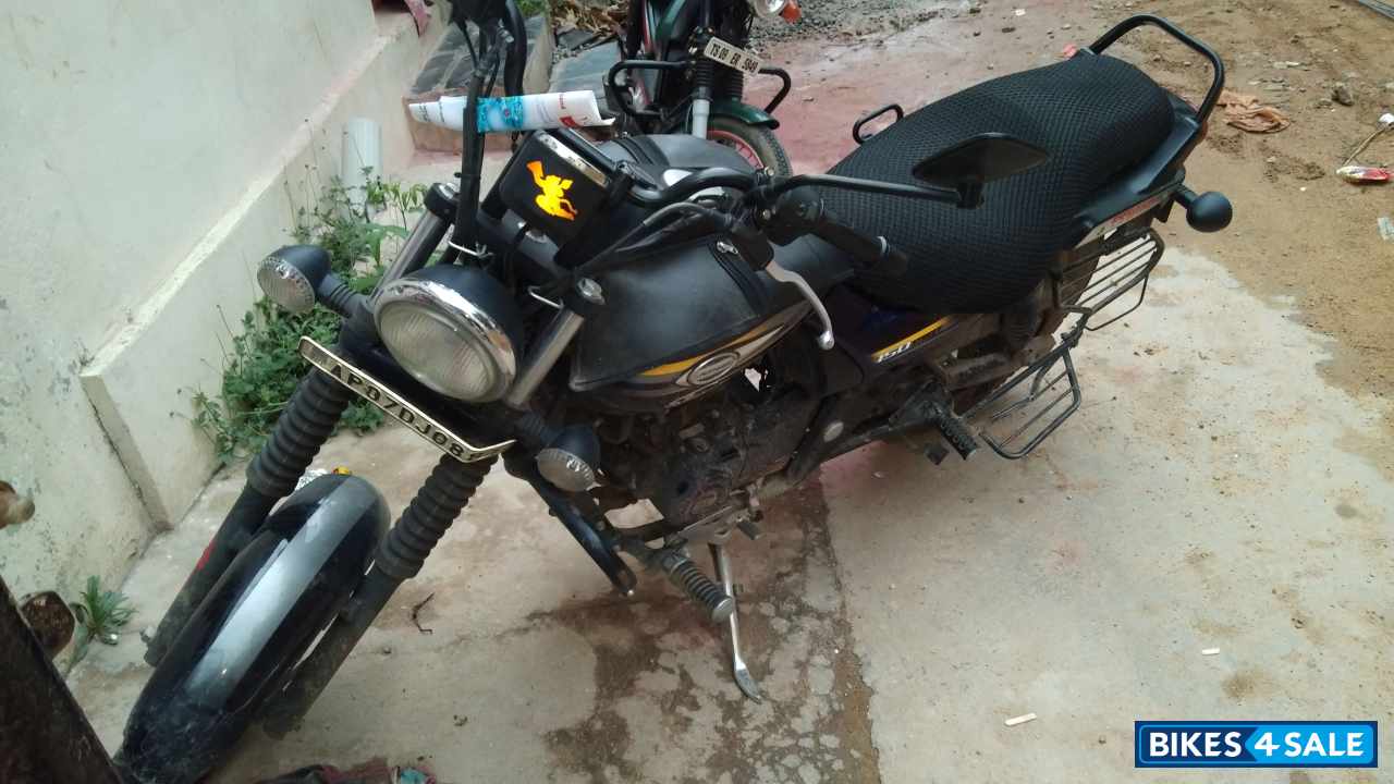 Bajaj Avenger Street 150