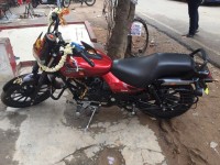 Red Bajaj Avenger Street 180