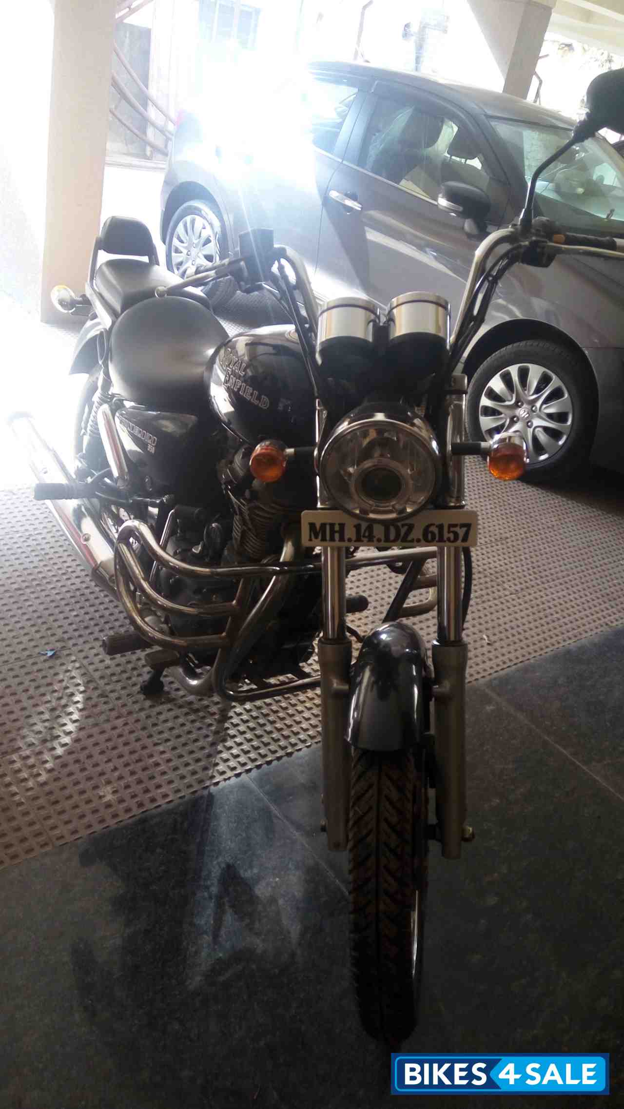Royal Enfield Thunderbird