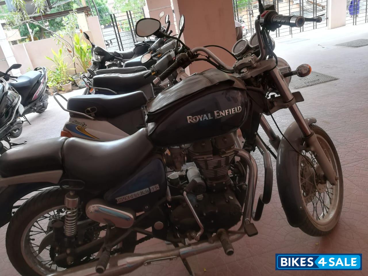 Marine Blue Royal Enfield Thunderbird 350 Marine Blue Royal Enfield Thunderbird 350