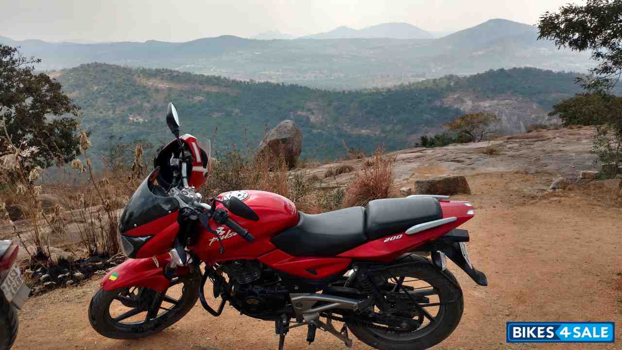 Bajaj Pulsar 200 DTSi