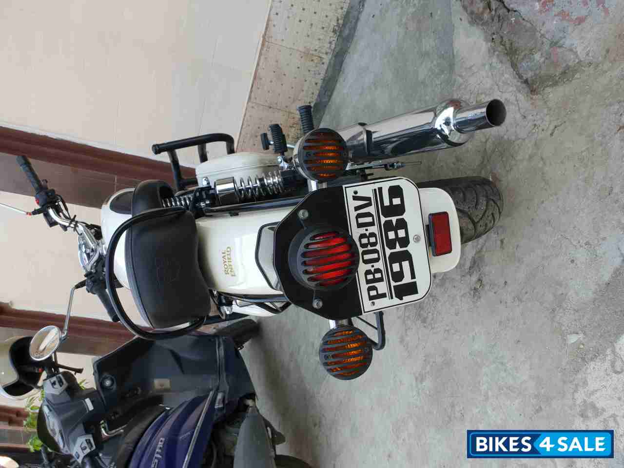 Royal Enfield Classic 350