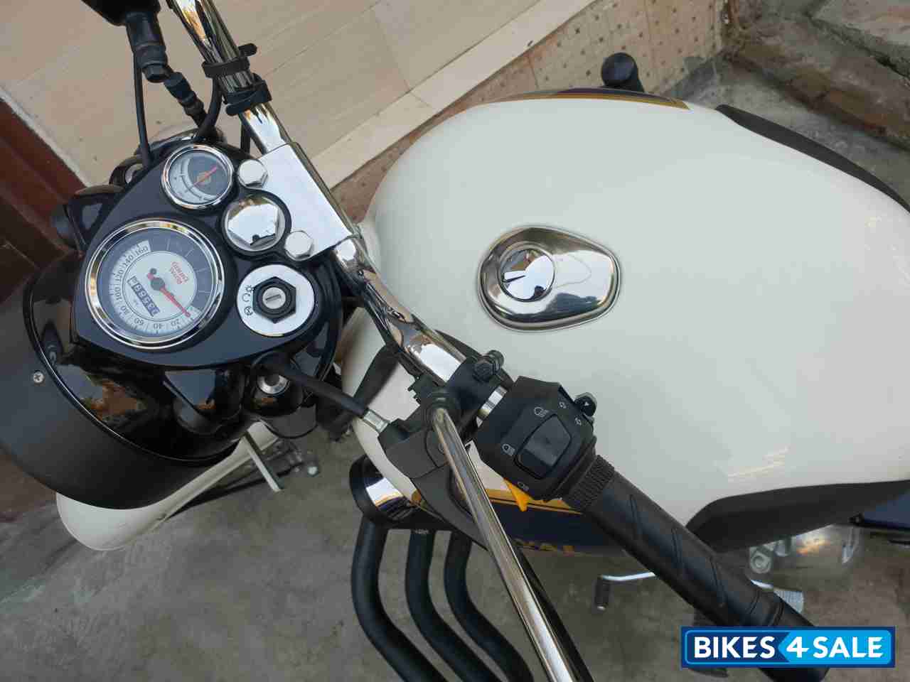 Royal Enfield Classic 350