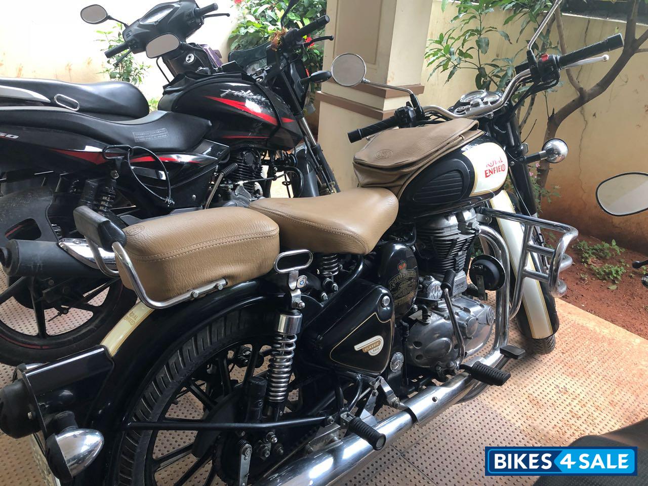 Royal Enfield Classic 500