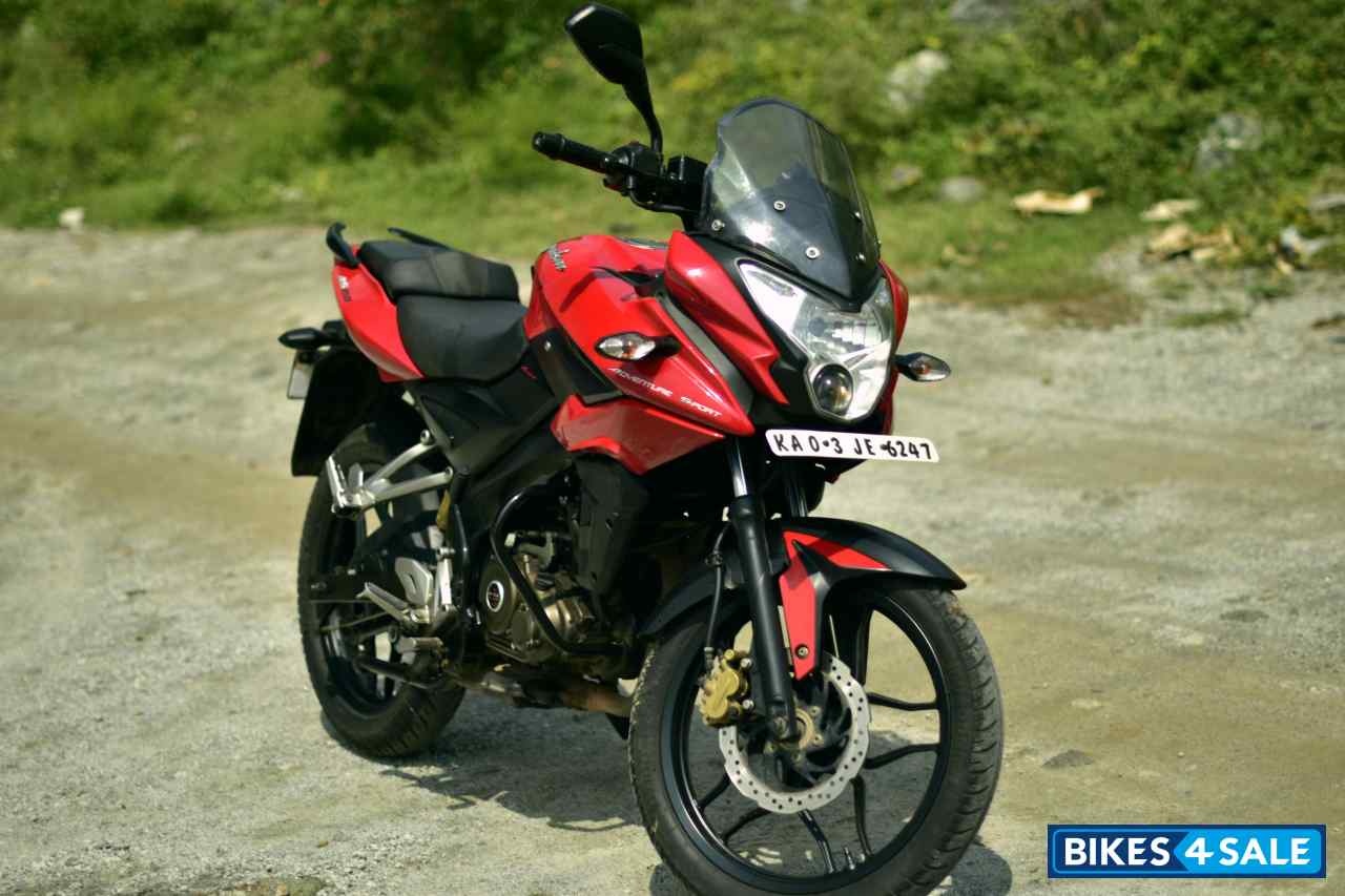 Red Bajaj Pulsar AS 150